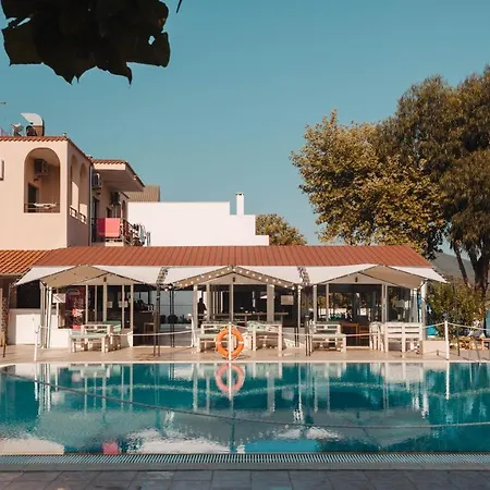 Vournelis מלון לימנאס