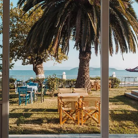 מלון Vournelis 3*